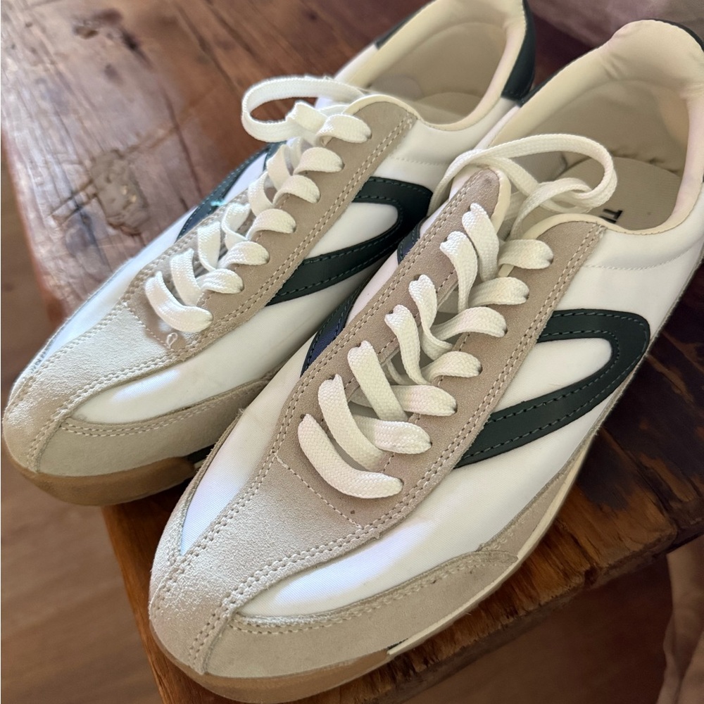 Tretorn White and Tan Retro Sneakers